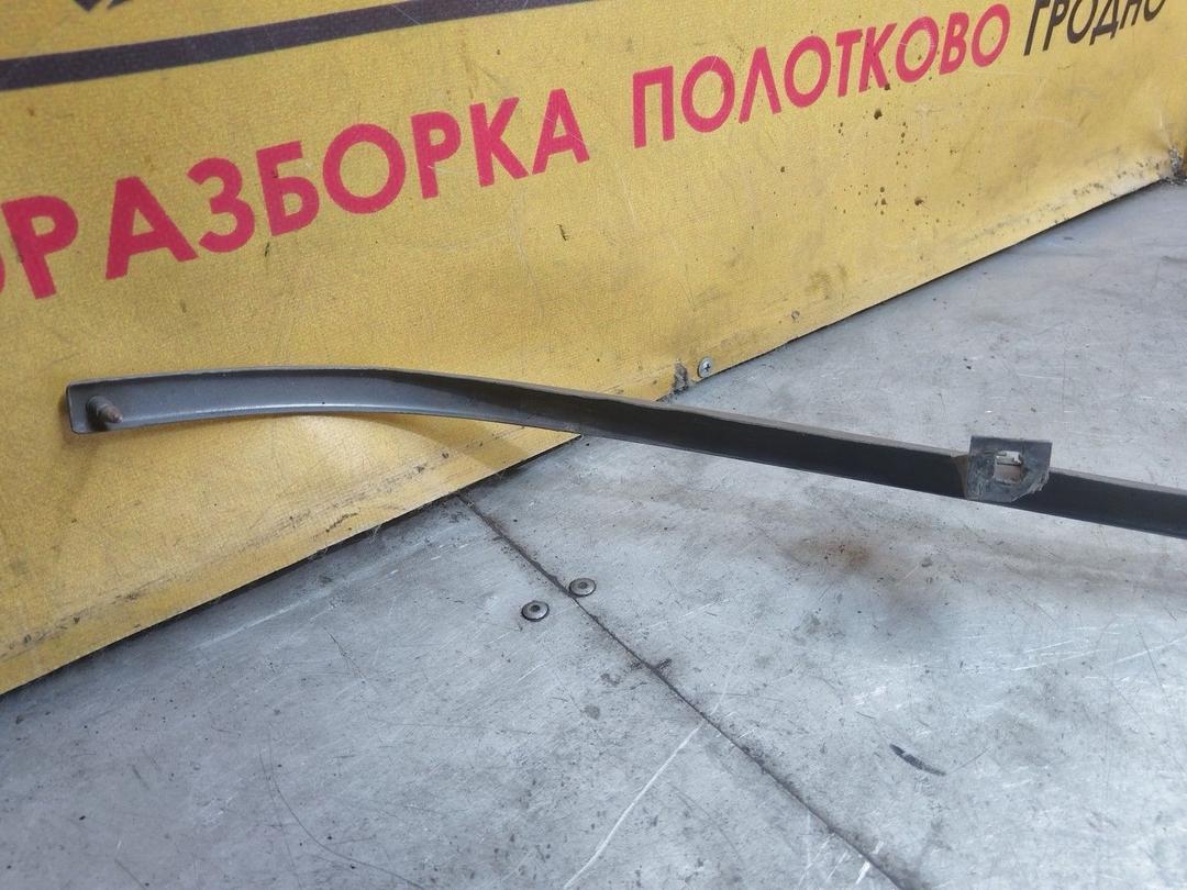 Ус под фару TQDHCH Audi 80 купить на авторазборке