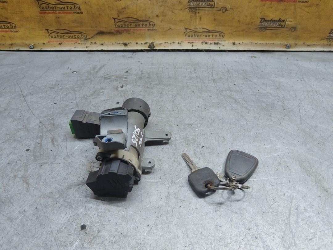 Замок зажигания Y22WZJ Volvo S60 купить в магазине запчастей бу