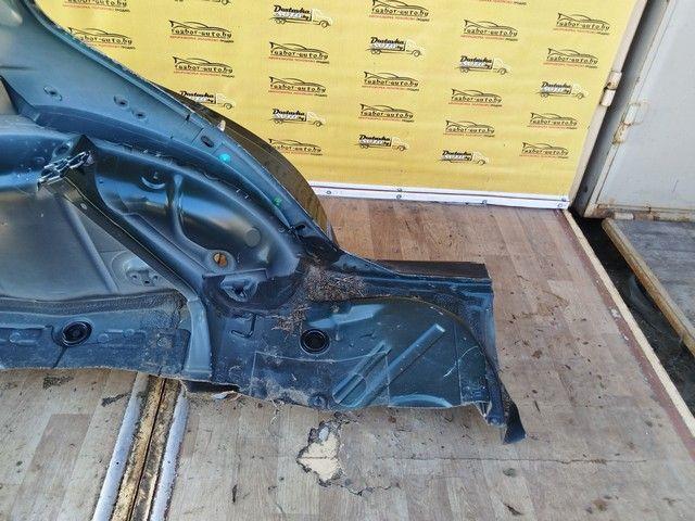 Крыло заднее левое UAH4JH Volkswagen Golf undefined