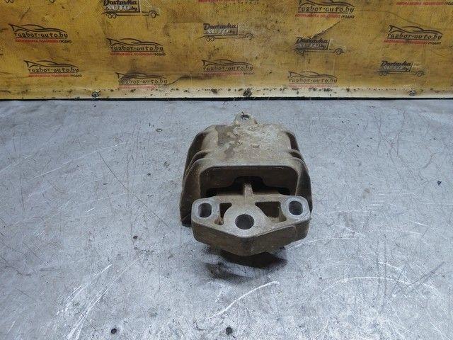 Подушка крепления двигателя 95TW8E Ford Galaxy