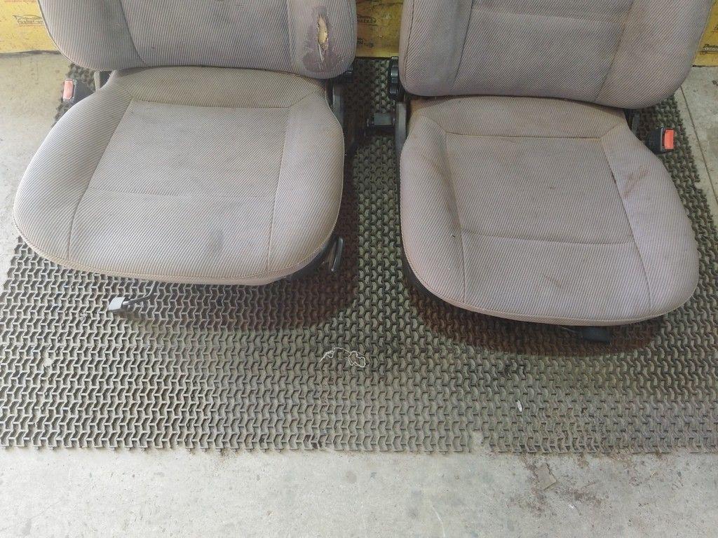 Сиденье переднее RXRFLU Audi 100 - Фото 4