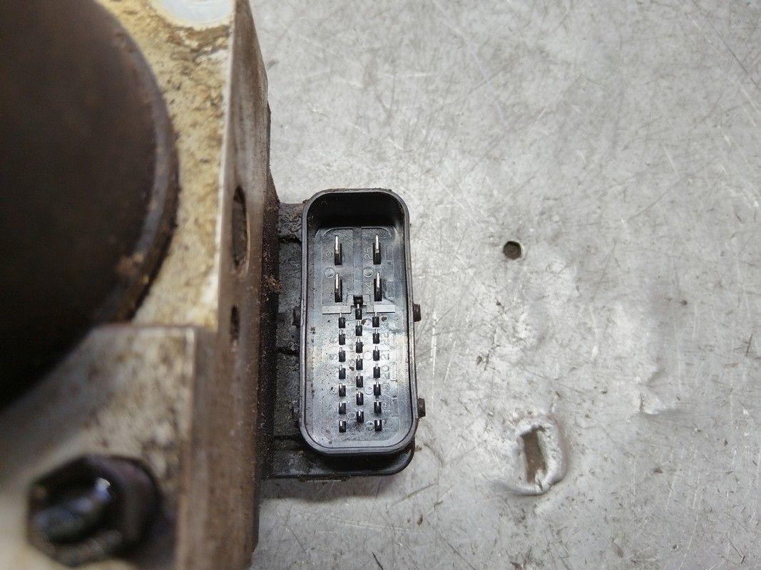 Блок ABS F0VF4A Mazda Premacy купить в магазине запчастей бу