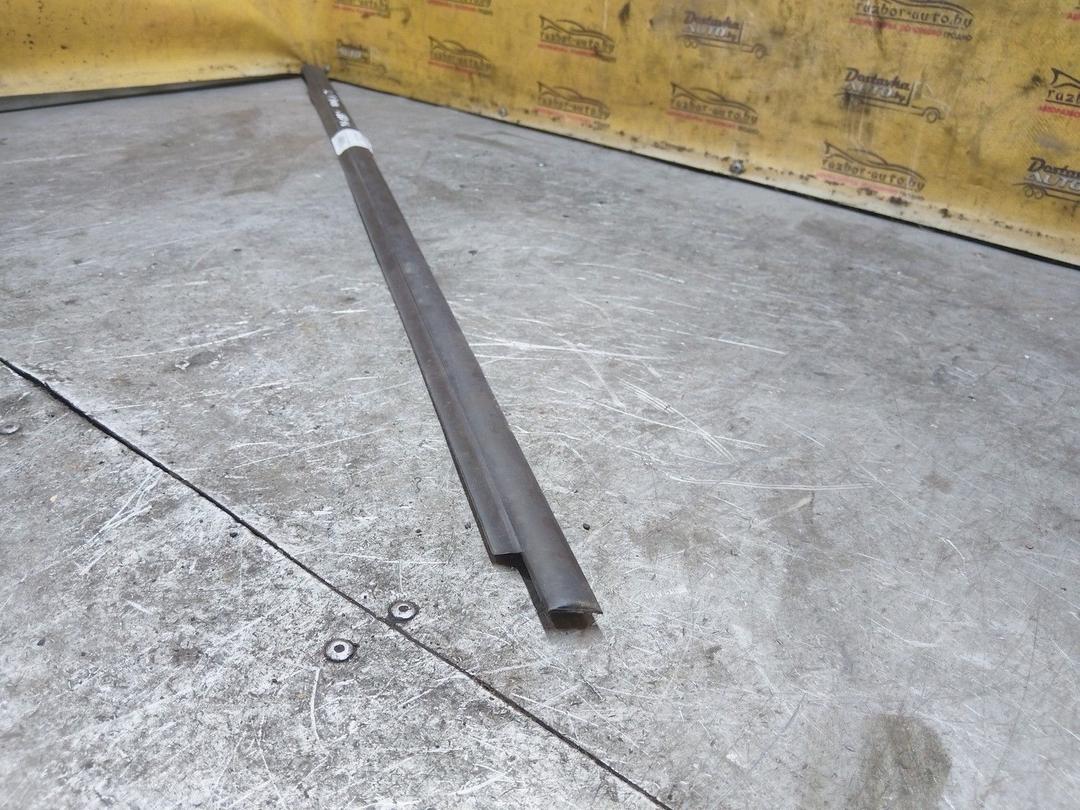 Молдинг стекла двери передней левой наружный PX637C Fiat Bravo купить в магазине запчастей бу