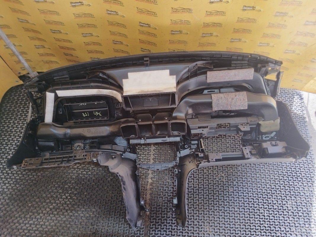 Панель передняя салона (торпедо) D7NVB8 Honda Accord undefined