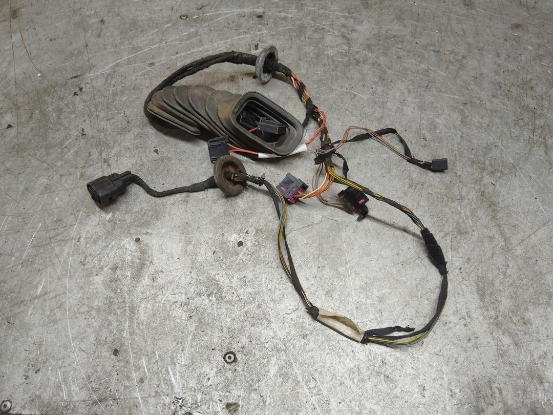 Проводка двери передней правой J0HUAW Volkswagen Polo undefined