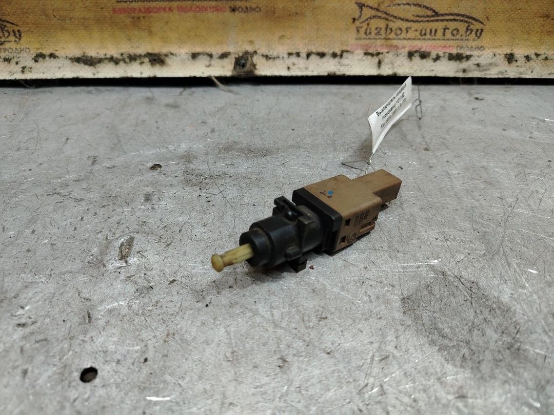 Выключатель концевой (концевик) YCV15Z Fiat Stilo - Фото 1
