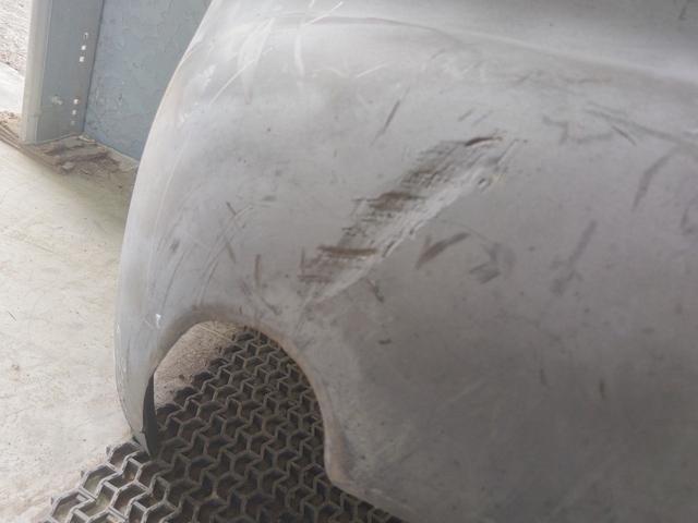 Бампер задний H6GLD3 Ford Escort undefined
