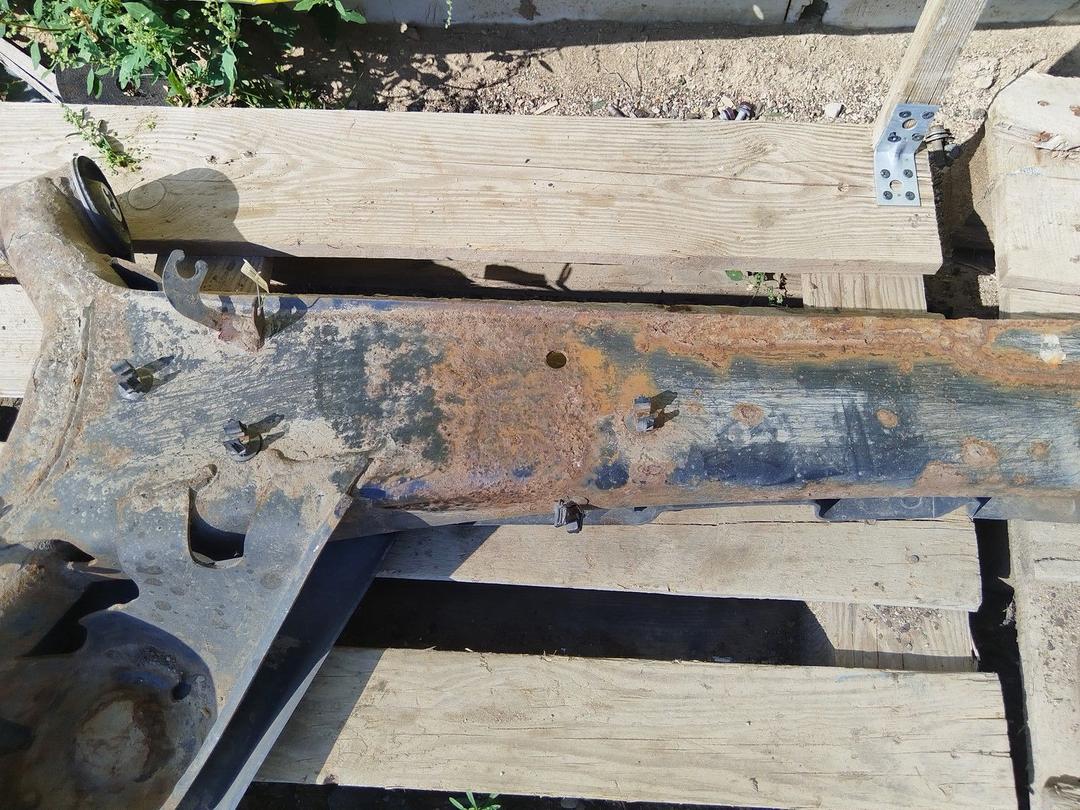 Балка подвески задняя D63ABH Renault Scenic купить в магазине запчастей бу