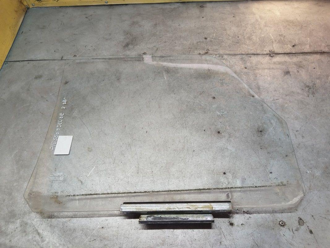 Стекло двери задней правой 8HOL8A Ford Sierra купить