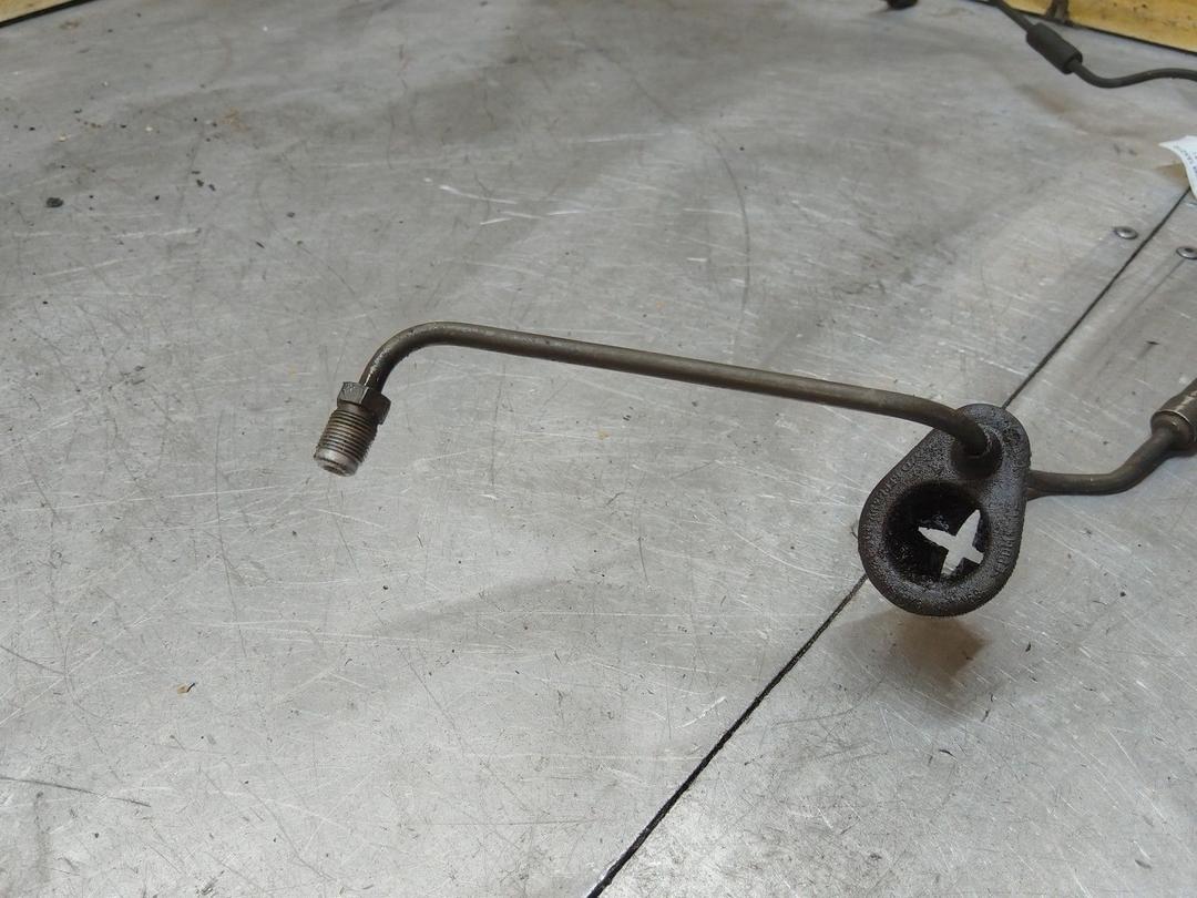 Трубка сцепления 1AXD1Q Audi A4 - Фото 3