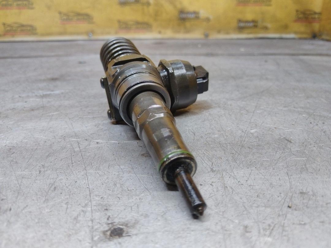 Форсунка FFD4XH Volkswagen Passat купить