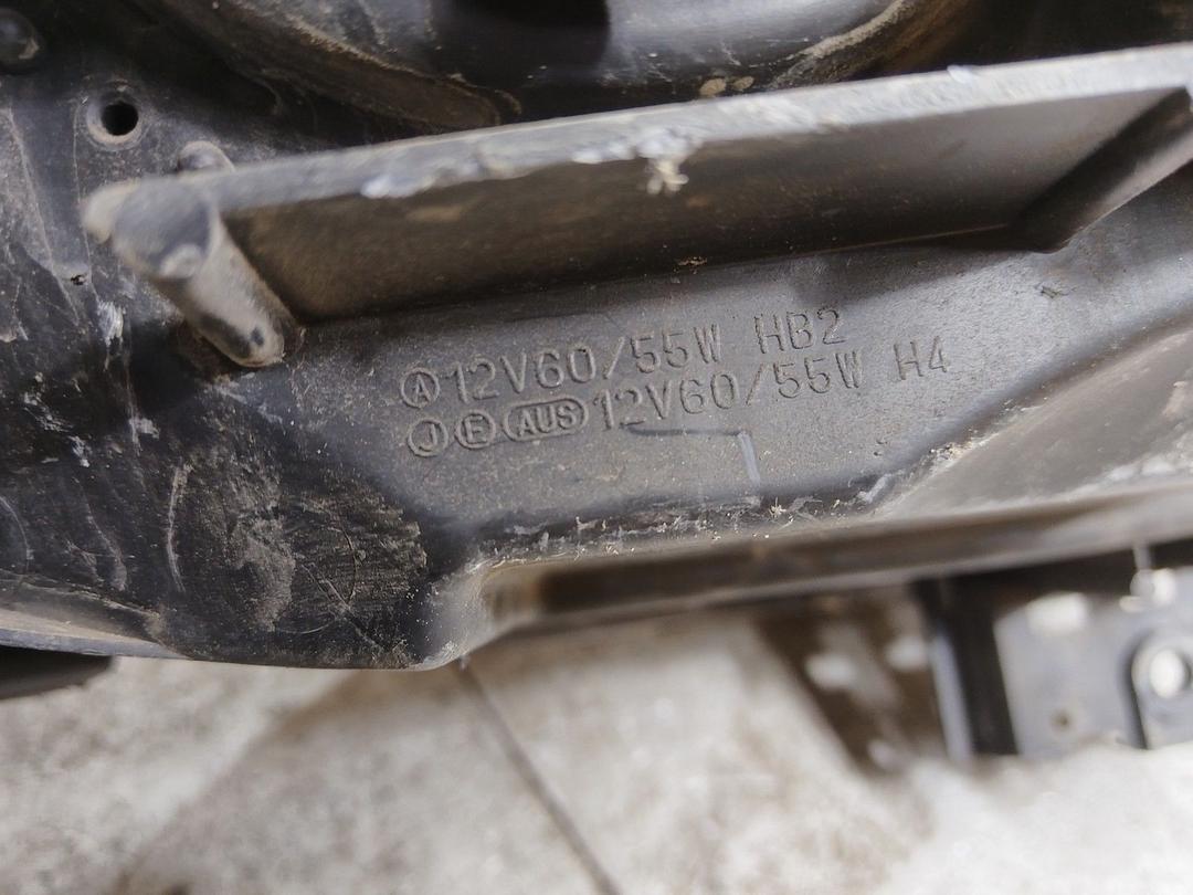 Фара левая E0B066 Mazda MPV купить с доставкой. Огромный выбор запчастей и марок авто. У нас есть практически все.