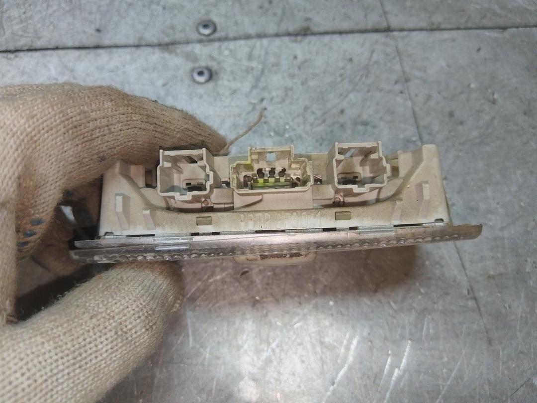 Фонарь салона (плафон) G4D3IE Peugeot 307 - Фото 3