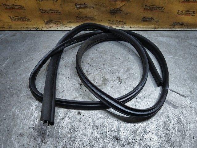 Уплотнитель двери передней правой 0O7HZ9 Ford C-Max купить