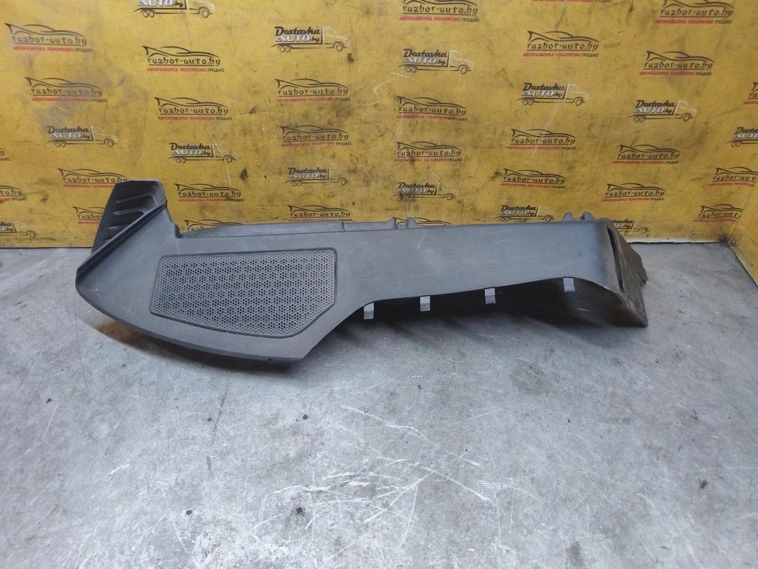 Направляющая шторки багажника (салазки) IZQ4AC Peugeot 407 купить