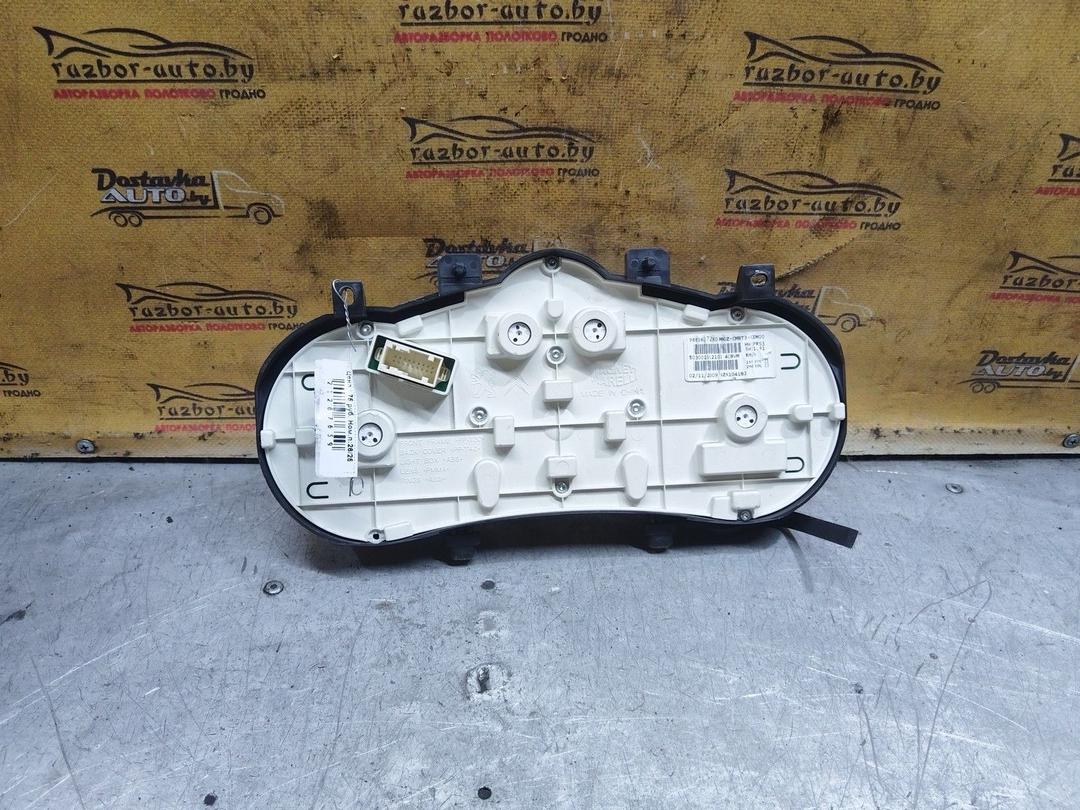 Щиток приборов (приборная панель) 5UTT3V Peugeot 206 купить