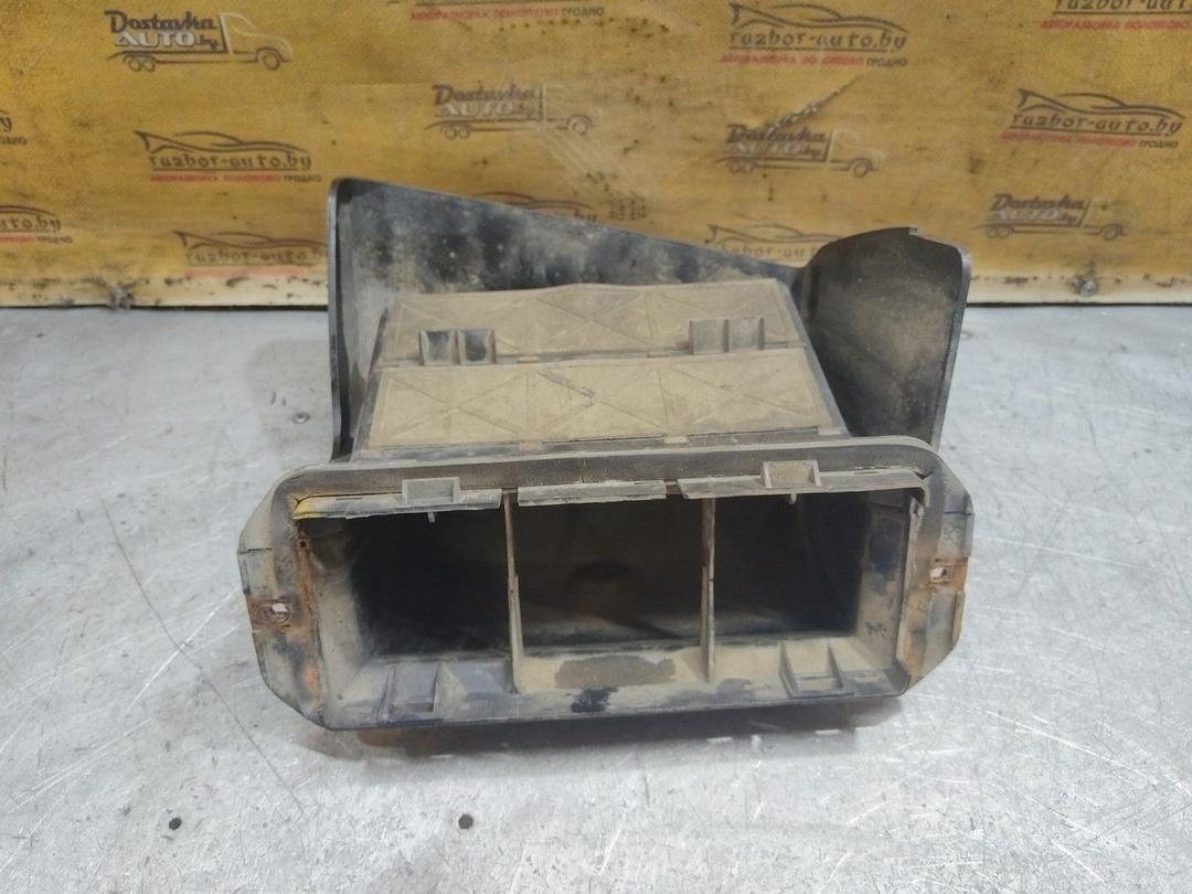 Решетка вентиляции кузова YG101X Peugeot 605 - Фото 3