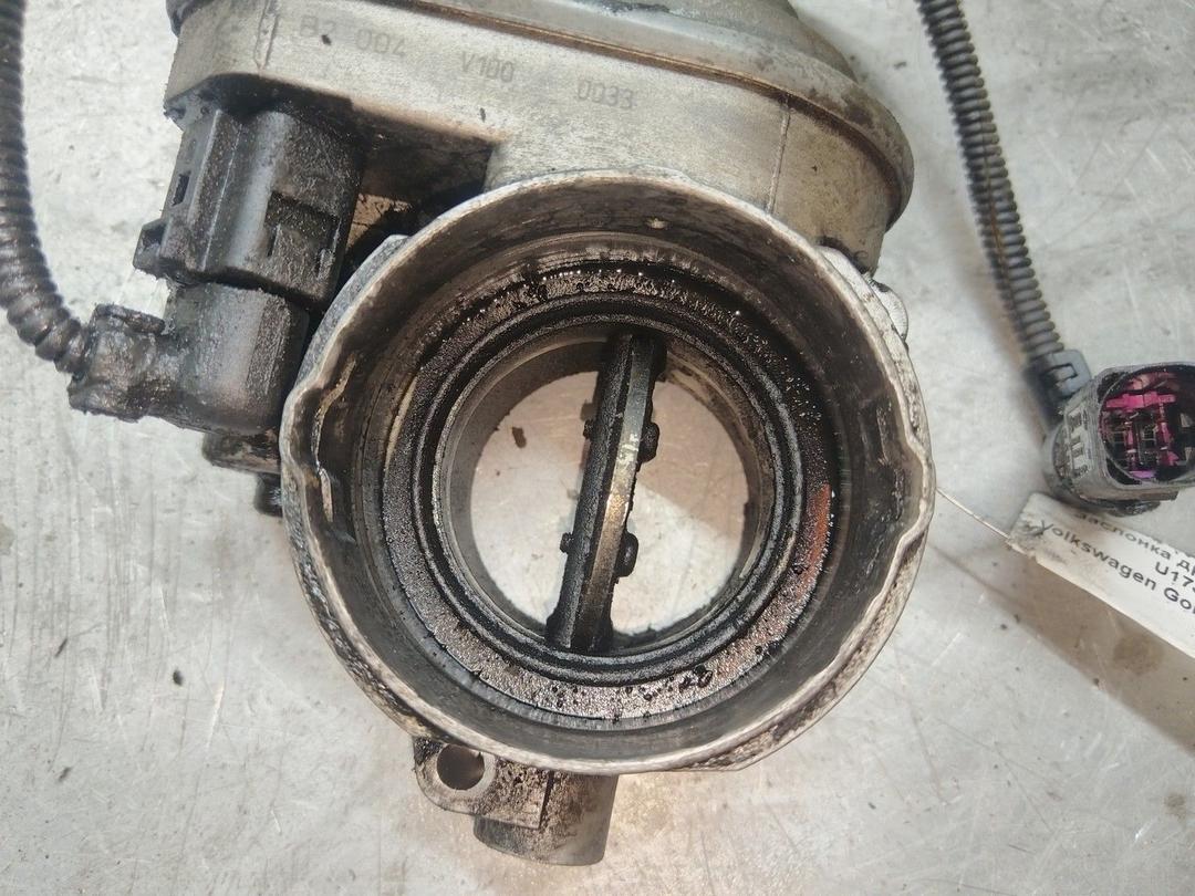 Заслонка дроссельная U17J6D Volkswagen Golf - Фото 4