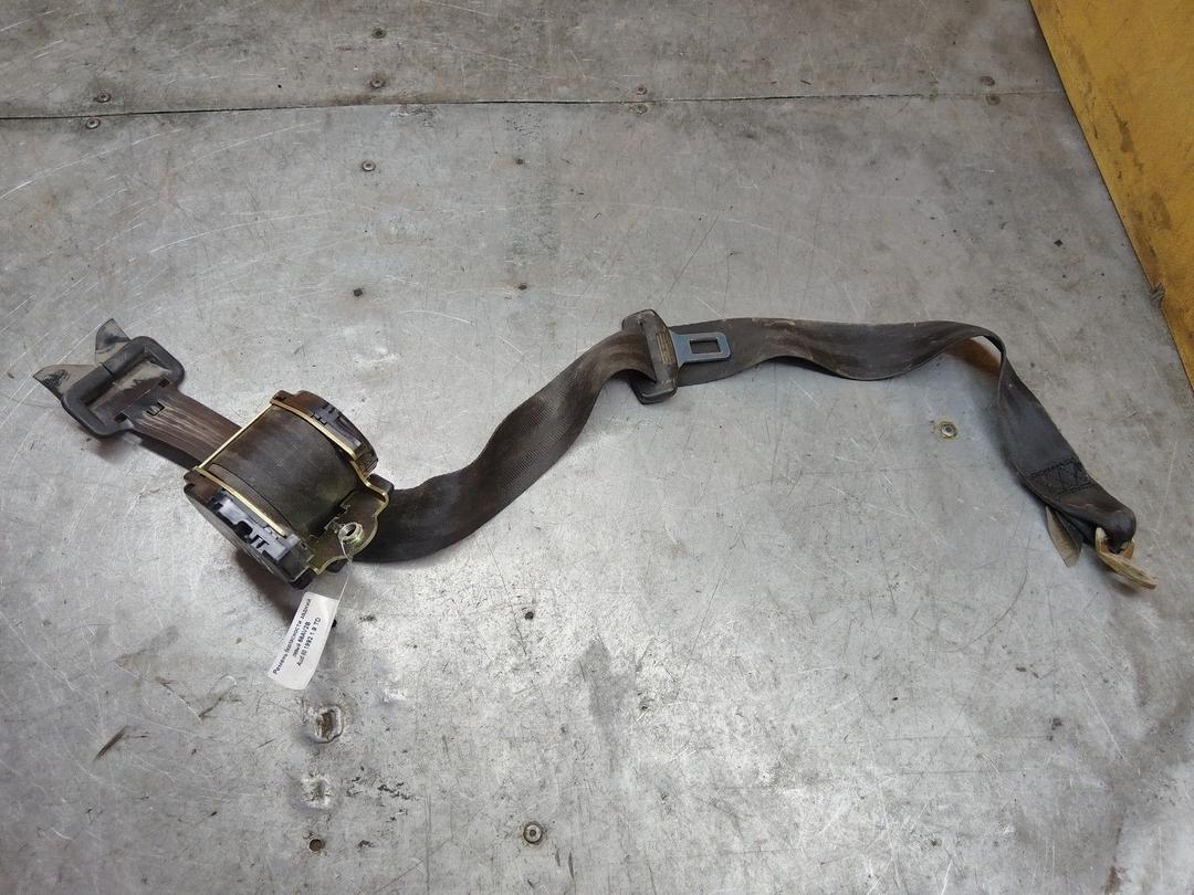 Ремень безопасности задний левый 66AV2B Audi 80