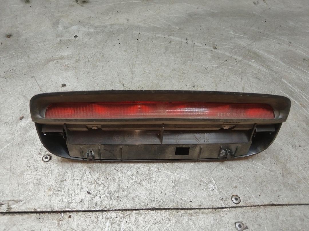 Стоп-сигнал 97013U Peugeot 306 купить