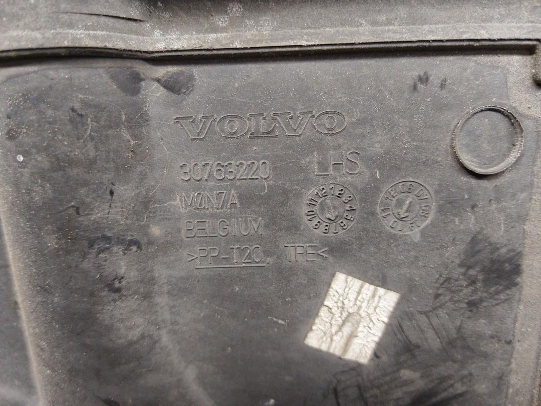 Дефлектор радиатора 92RPH4 Volvo XC70 купить на авторазборке