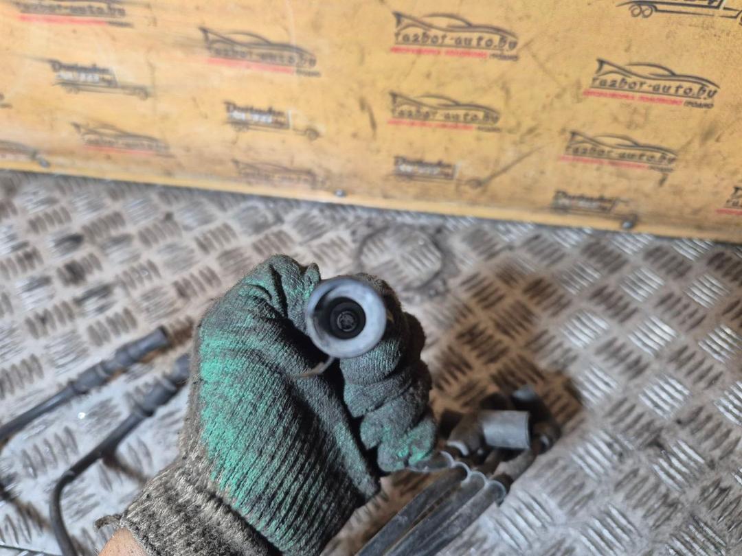 Провод высоковольтный 13HWL5 Volkswagen Golf купить с доставкой