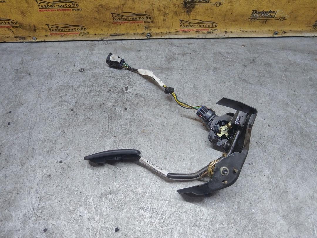 Датчик положения педали газа X0048O Toyota Corolla