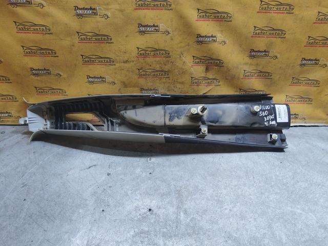 Обшивка стойки центральной левой BAFD7O Volvo S60 купить в магазине запчастей бу