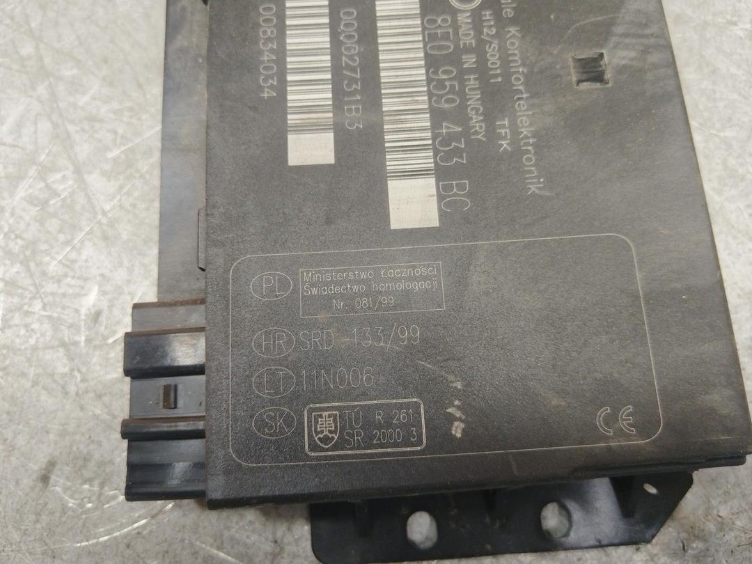 Блок комфорта EN699H Audi A4 - Фото 5