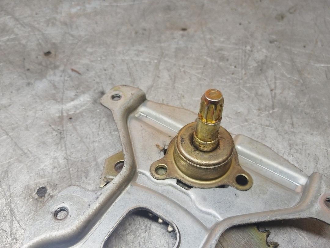 Стеклоподъемник задний правый 0EZ3H0 Daewoo Matiz купить