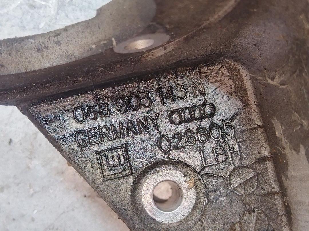 Кронштейн вискомуфты T93FVL Volkswagen Passat купить на авторазборке