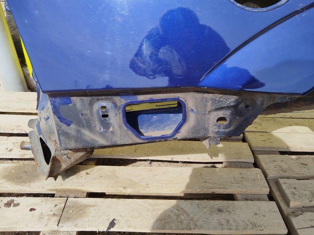 Крыло заднее правое QI4A0G Ford Focus купить с доставкой