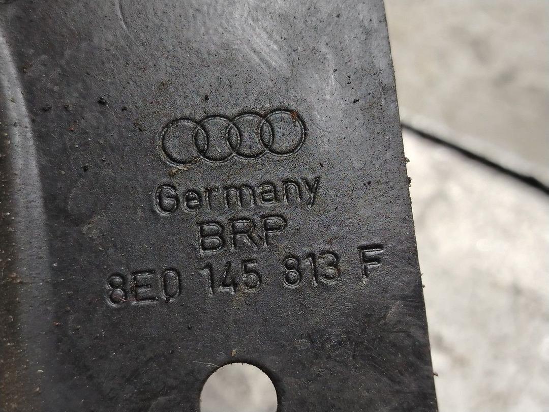 Крепление интеркулера AGNBJT Audi A4 - Фото 4