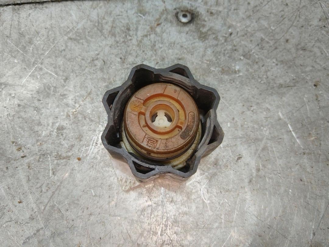 Пробка расширительного бачка W1878R Peugeot 406 купить