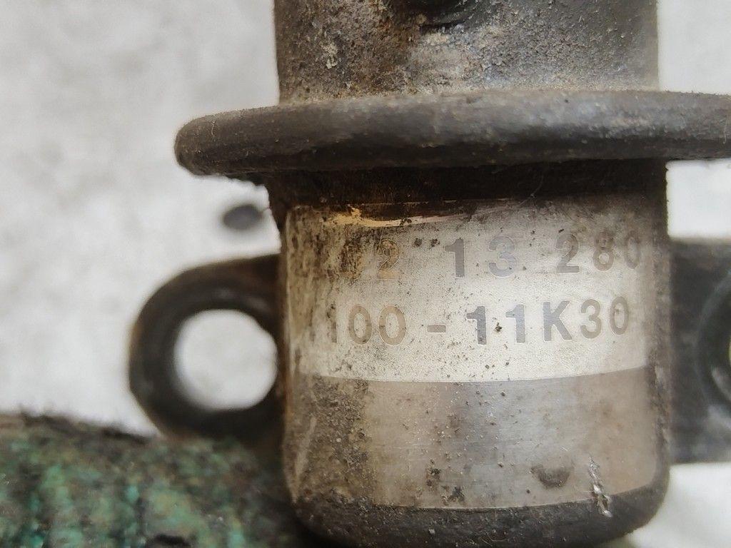 Регулятор давления топлива W4K3GW Mazda Xedos 6 - Фото 3