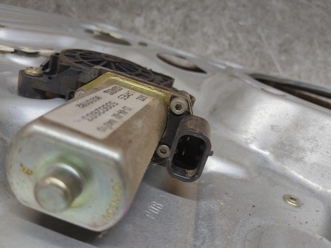 Стеклоподъемник задний левый 76A1D5 Fiat Stilo купить на авторазборке