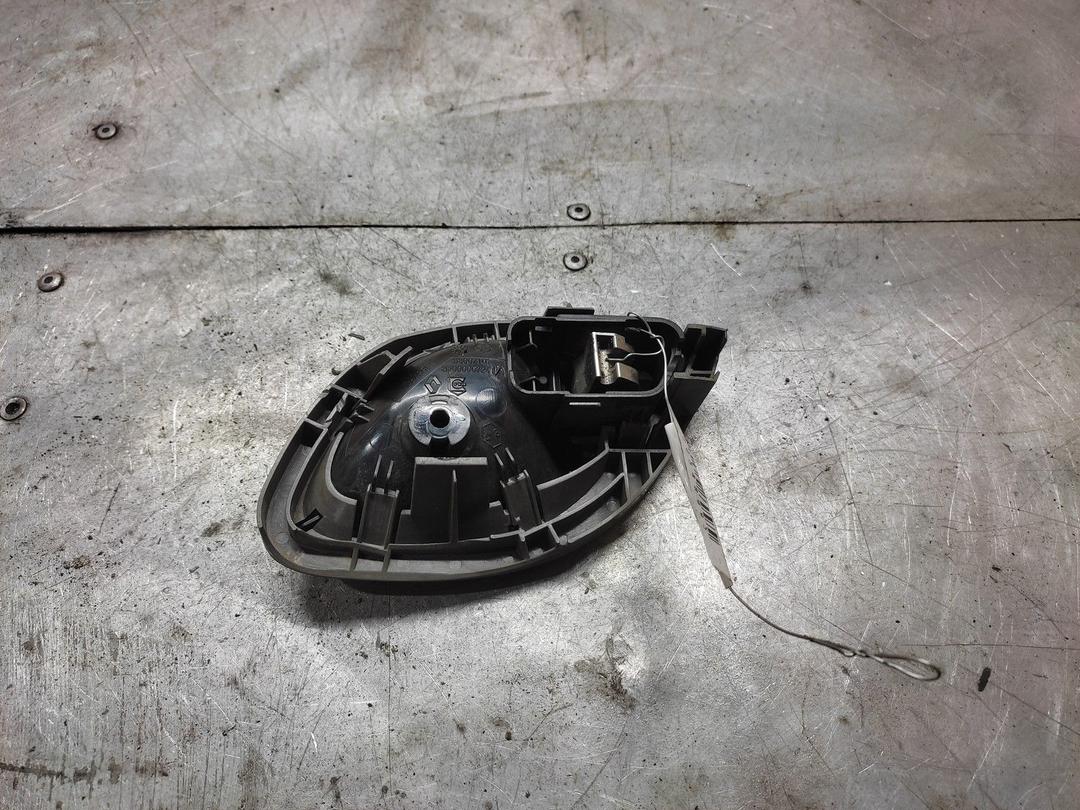 Ручка внутренняя задняя правая NMU3WM Renault Espace купить