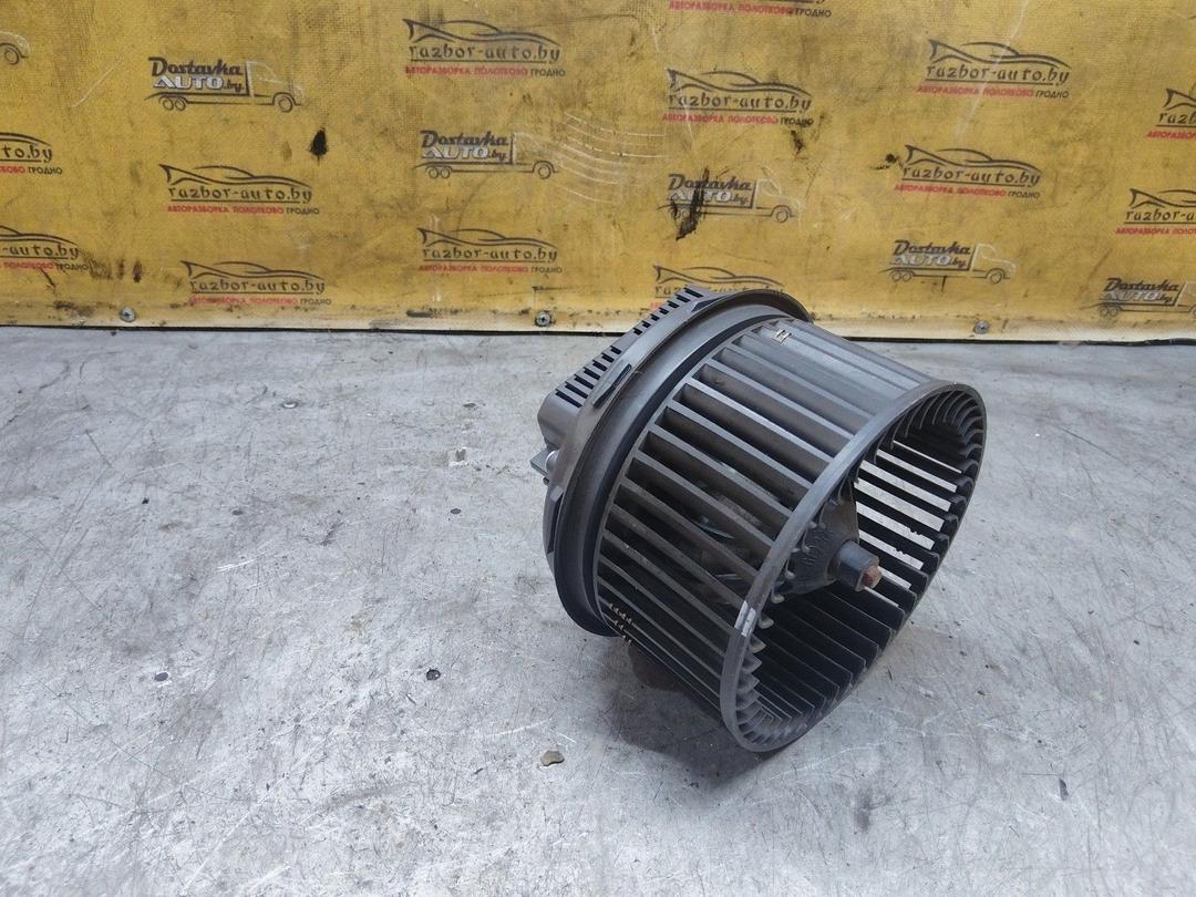 Моторчик печки KXJ9XR Volvo S40 купить с доставкой. Огромный выбор запчастей и марок авто. У нас есть практически все.