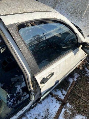Стекло двери передней правой 06012T Fiat Tempra