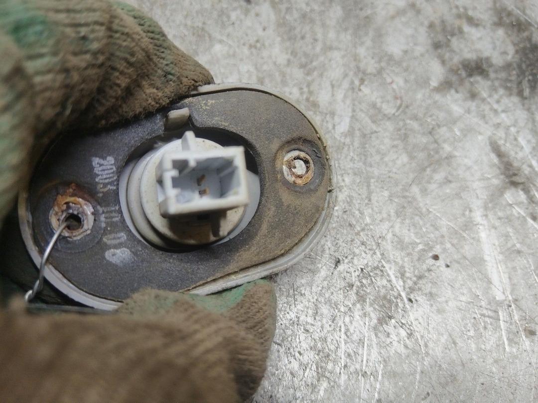 Подсветка номера HCA185 Hyundai Getz купить на авторазборке