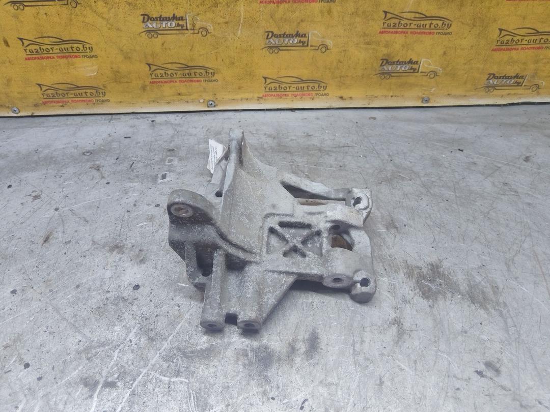 Кронштейн компрессора кондиционера LUM487 Subaru Forester купить в магазине запчастей бу