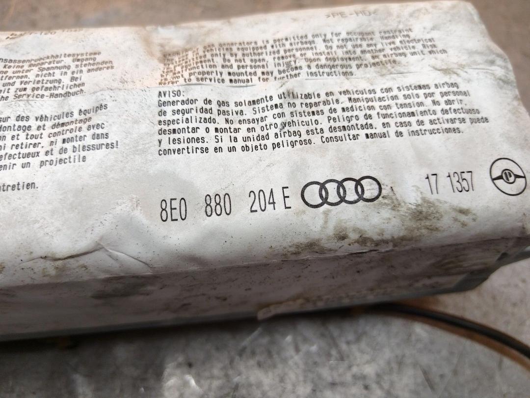 Подушка безопасности пассажира S3S0Y7 Audi A4 undefined