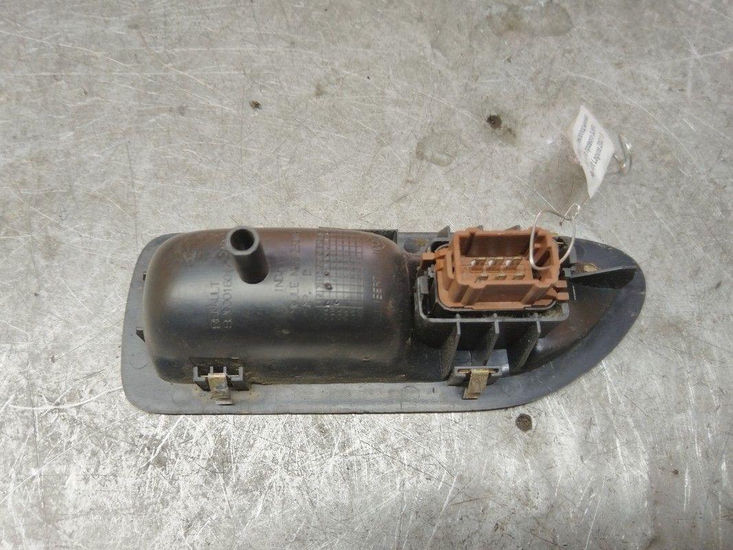 Кнопка стеклоподъемника заднего правого 3IJNPU Renault Laguna - Фото 3