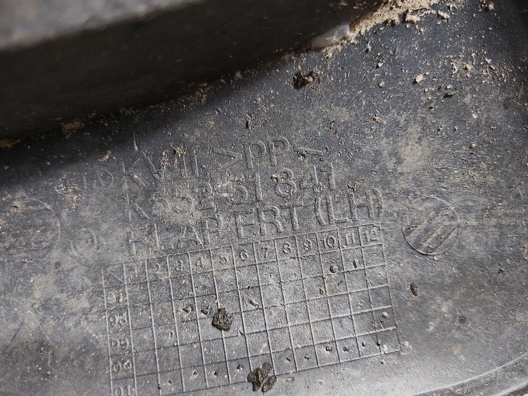 Брызговик ZOYA51 Kia Carnival купить в магазине запчастей бу