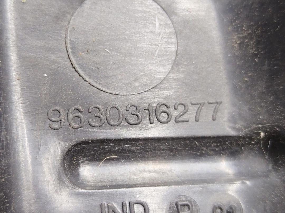 Накладка замка багажника X1B5PU Citroen Xsara Picasso - Фото 4