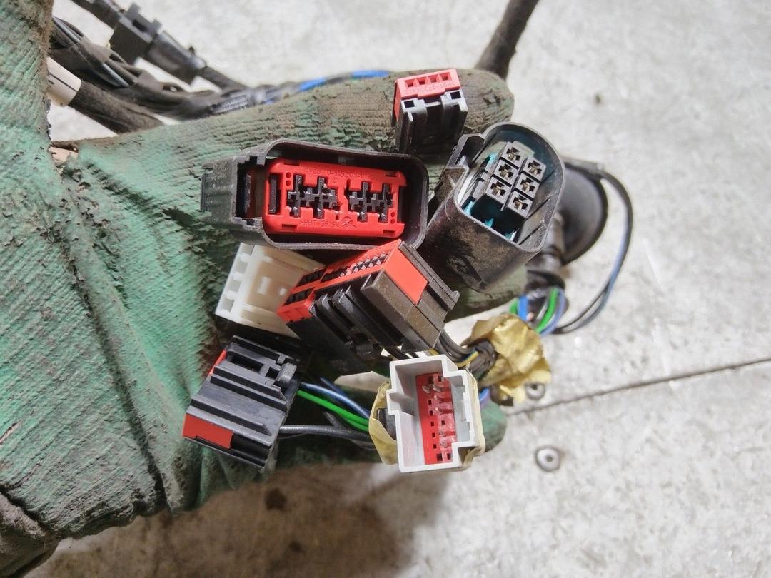 Проводка двери передней левой HLV1MH Ford Galaxy купить на авторазборке