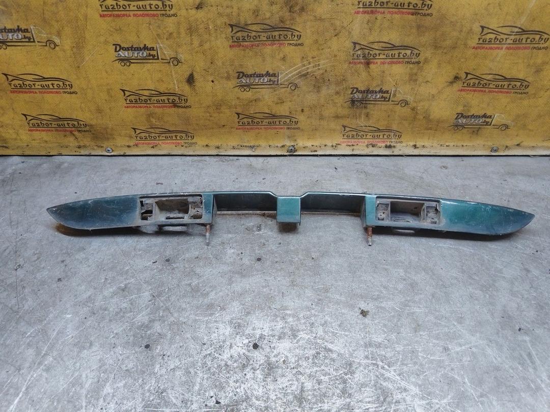 Накладка подсветки номера Y31F7Y Audi A4 купить