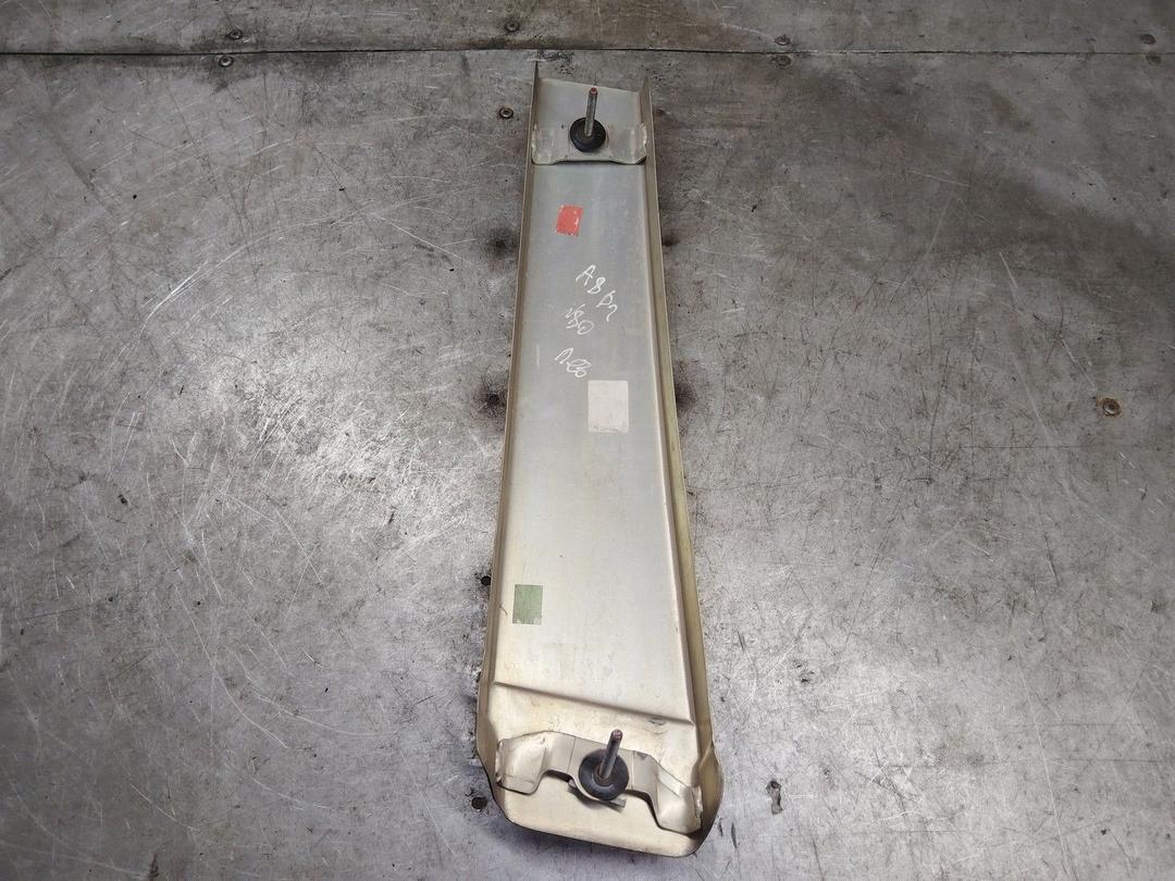 Обшивка стойки центральной левой BU371D Audi A8 купить с доставкой