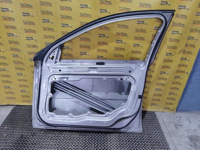 Дверь передняя правая OC5UY8 Volvo XC70 undefined