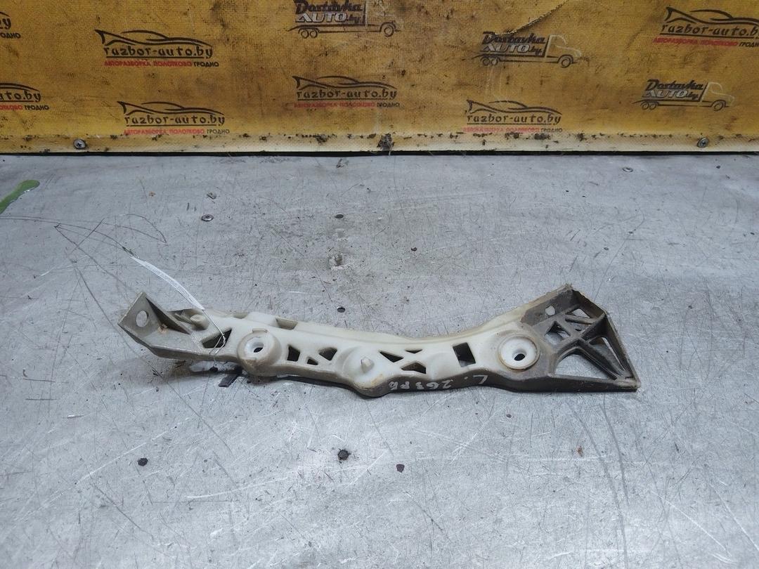 Кронштейн крепления бампера заднего 95HT68 Mazda 3